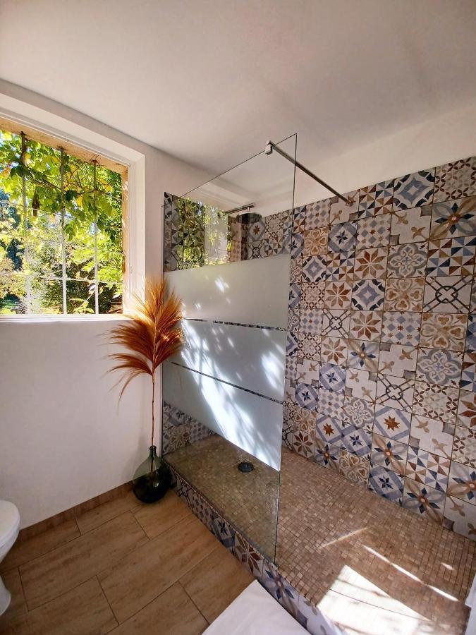 Studio Avec Jardin Entre Aix-En-Provence, Luberon Et Verdon Peyrolles-en-Provence Экстерьер фото