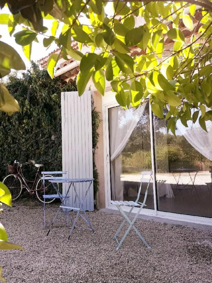 Studio Avec Jardin Entre Aix-En-Provence, Luberon Et Verdon Peyrolles-en-Provence Экстерьер фото